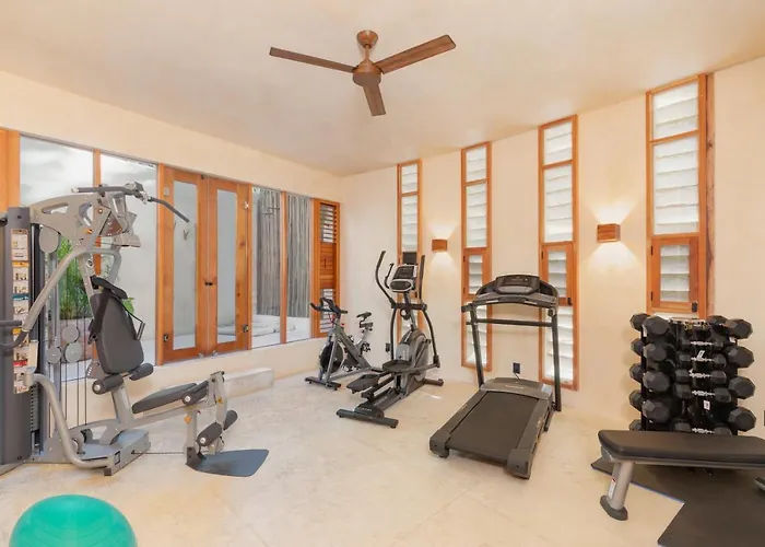 Ma'xanab Hotel 5*